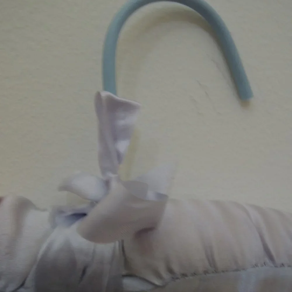 Padded Hangers 4 Satin Cushion Covered Lingerie Shirt Dress Clothes Hangers Vtg